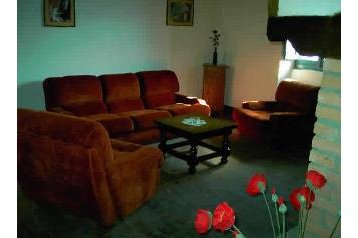 Italia Privát Trassilico, Esterno